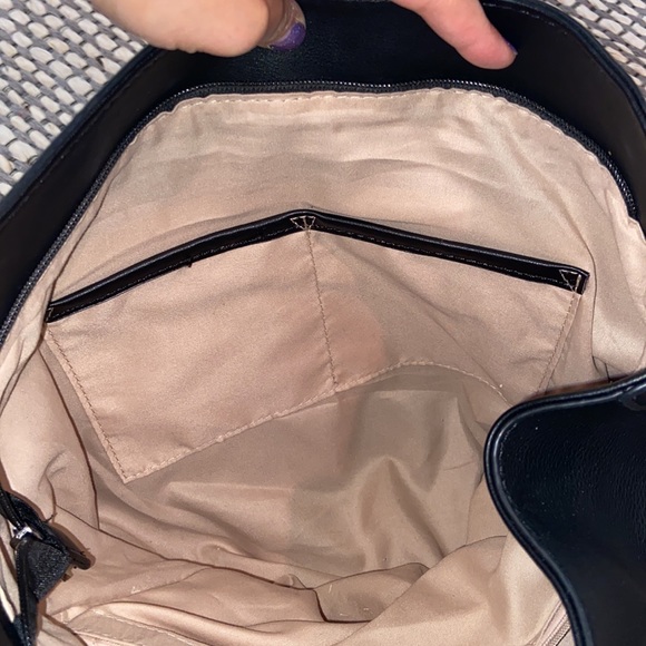 Basically brand new!! Medium/large size tote. - Picture 5 of 7